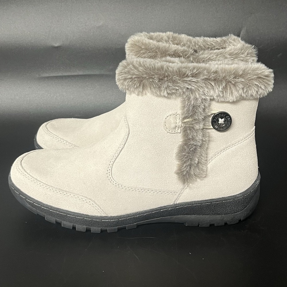 Khombu‎ Iris Women's Cream All-Weather Water Repellent Suede Ankle Boots-Cream 8
